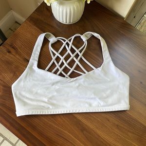 Lululemon athletica Free to Be Sports Bra